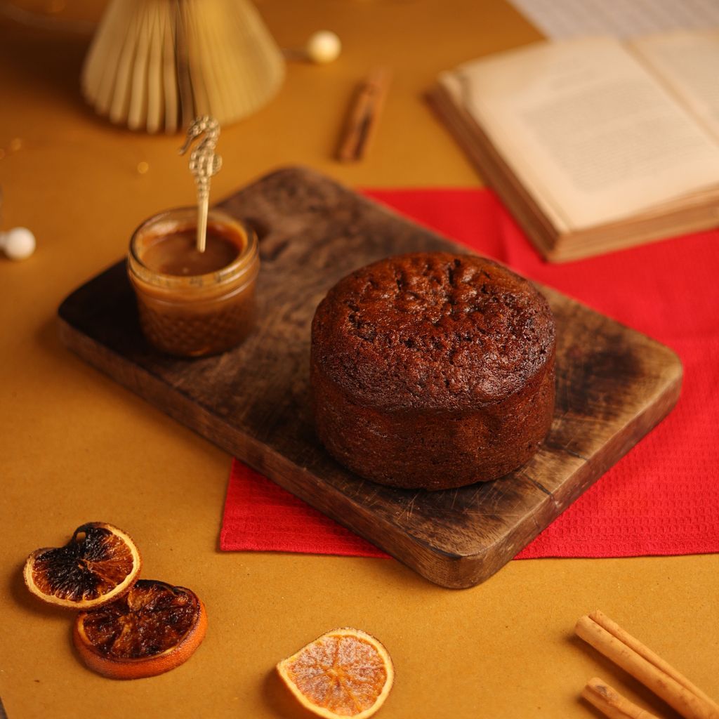 Sticky Date Cake with Toffee Sauce