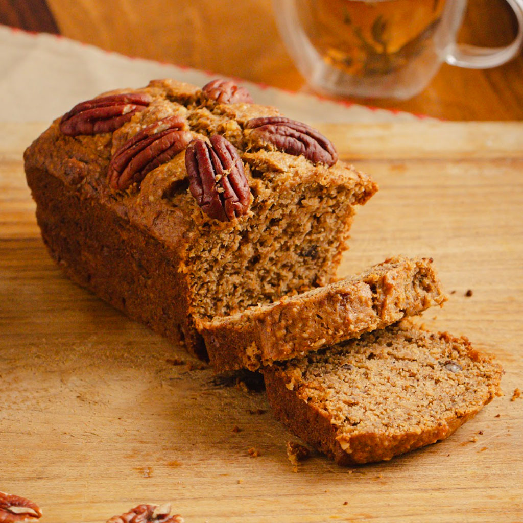 Banana and pecan loaf & muffin